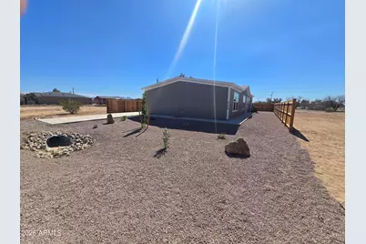 3175 W Madera Drive, Eloy, AZ 85131 - Photo 2