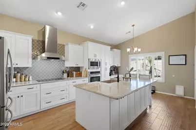 12938 W Monterey Way, Avondale, AZ 85392 - Photo 8