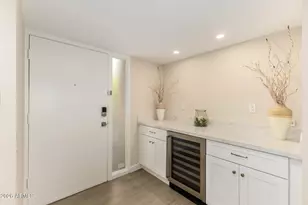 3655 N 5th Ave, Phoenix, AZ 85013 - Photo 2