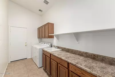 21922 N Dietz Drive, Maricopa, AZ 85138 - Photo 20