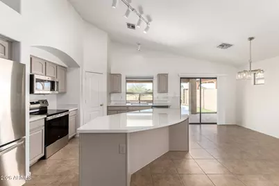 21922 N Dietz Drive, Maricopa, AZ 85138 - Photo 2