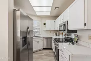 930 N Mesa Dr, Mesa, AZ 85201 - Photo 2