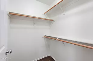 5305 S 27th Dr, Phoenix, AZ 85041 - Photo 22