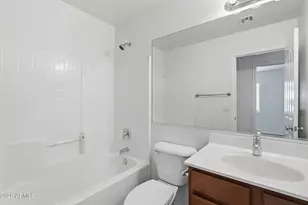 5305 S 27th Dr, Phoenix, AZ 85041 - Photo 24