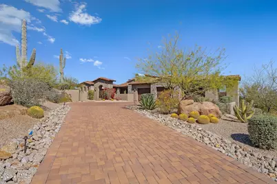 10489 E Greythorn Drive, Scottsdale, AZ 85262 - Photo 10