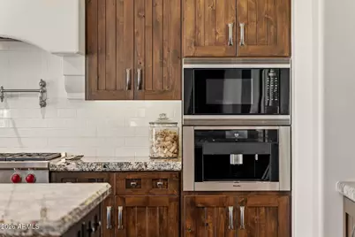 10489 E Greythorn Drive, Scottsdale, AZ 85262 - Photo 16