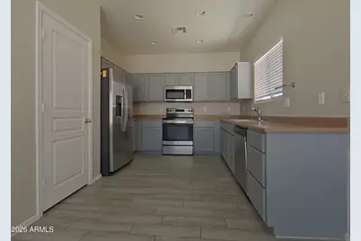 22160 W Shadow Drive, Buckeye, AZ 85326 - Photo 6