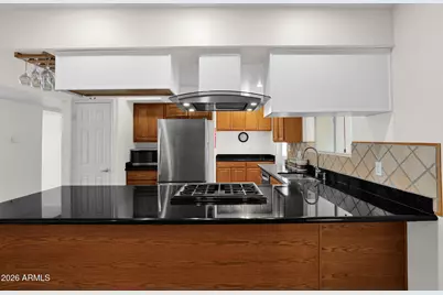 3833 E Desert Cove Avenue, Phoenix, AZ 85028 - Photo 10