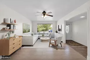 3833 E Desert Cove Ave, Phoenix, AZ 85028 - Photo 12