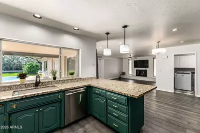 2021 E Pegasus Drive, Tempe, AZ 85283 - Photo 12