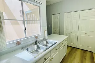 11333 N 92nd St, Scottsdale, AZ 85260 - Photo 14