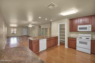 1074 E Arabian Dr, Gilbert, AZ 85296 - Photo 10