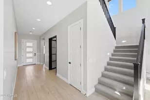 2209 E Fallen Leaf Ln, Phoenix, AZ 85024 - Photo 14