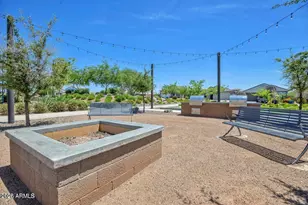 2209 E Fallen Leaf Ln, Phoenix, AZ 85024 - Photo 36