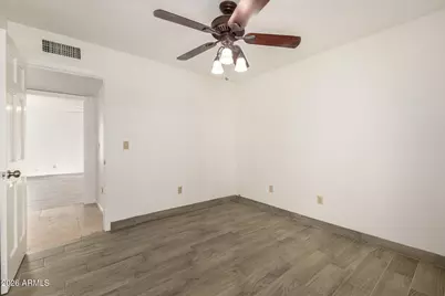 6517 S Hazelton Lane, Tempe, AZ 85283 - Photo 32