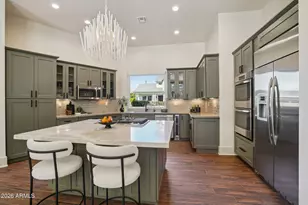 3225 E Sells Dr, Phoenix, AZ 85018 - Photo 8