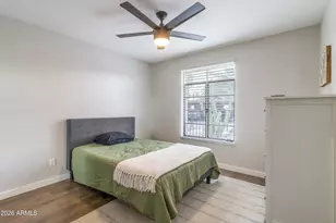 1449 E Highland Ave, Phoenix, AZ 85014 - Photo 14