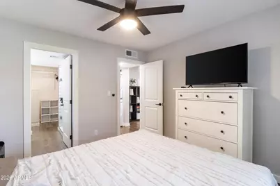 1449 E Highland Avenue #25, Phoenix, AZ 85014 - Photo 10