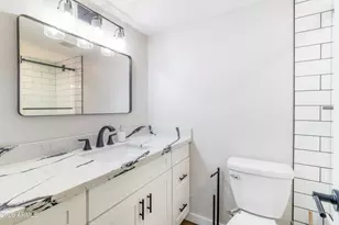 1449 E Highland Ave, Phoenix, AZ 85014 - Photo 16