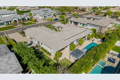 2665 E Hummingbird Way, Gilbert, AZ 85297 - Photo 12