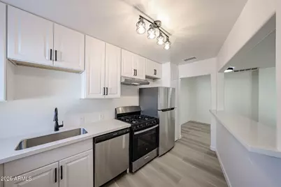 2945 N 19th Avenue #Unit 67, Phoenix, AZ 85015 - Photo 2