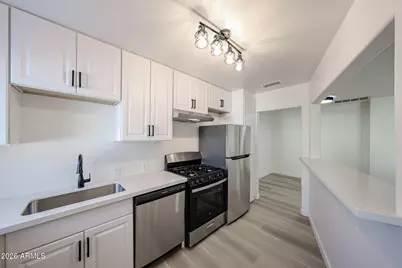 2945 N 19th Avenue #Unit 67, Phoenix, AZ 85015 - Photo 2