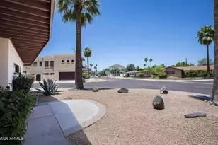 7501 E Minnezona Ave, Scottsdale, AZ 85251 - Photo 2