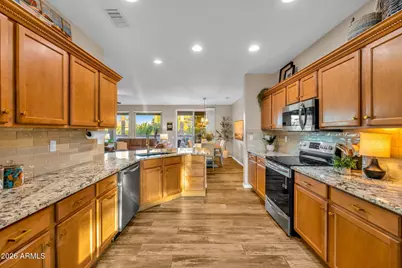 18703 N Poppy Court, Surprise, AZ 85387 - Photo 14