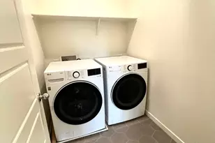 2215 W Harmont Dr, Phoenix, AZ 85021 - Photo 14