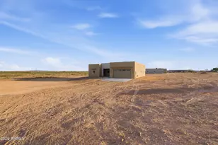 38253 West Missouri Avenue, Tonopah, AZ 85354 - Photo 2