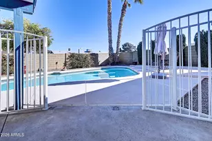 724 W Palomino Dr, Chandler, AZ 85225 - Photo 36