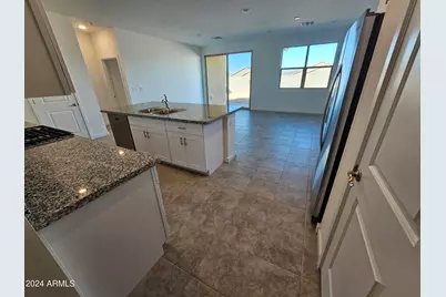 21110 N Blue Agave Drive, Maricopa, AZ 85138 - Photo 10