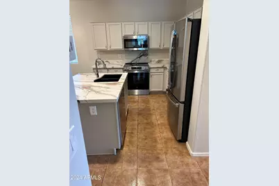 17053 W Tonbridge Street, Surprise, AZ 85374 - Photo 2