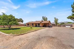 7730 N 177th Ave, Waddell, AZ 85355 - Photo 4