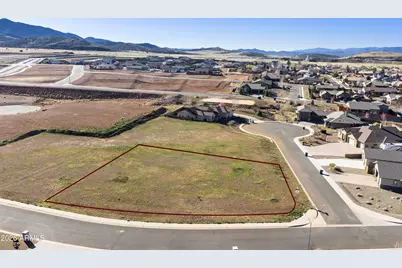 13419 E Cowboy Way #214, Prescott Valley, AZ 86315 - Photo 2