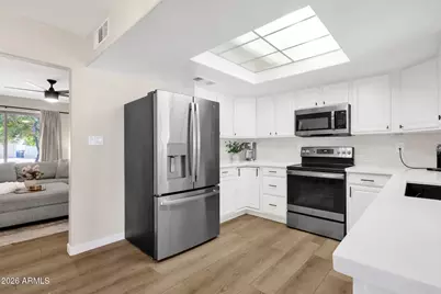 508 W Sequoia Drive, Phoenix, AZ 85027 - Photo 8