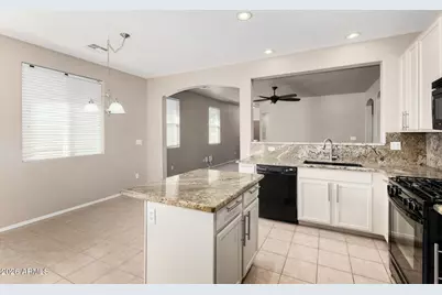 42343 W Somerset Drive, Maricopa, AZ 85138 - Photo 6