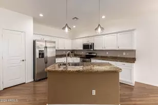 1413 E Peach Tree Dr, Chandler, AZ 85249 - Photo 8