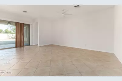 8690 W Morten Avenue, Glendale, AZ 85305 - Photo 8