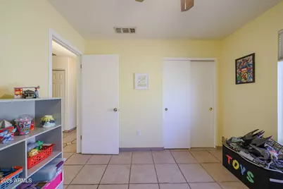 6827 N 77th Drive, Glendale, AZ 85303 - Photo 12