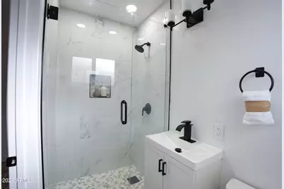 4437 E Alemria Road, Phoenix, AZ 85008 - Photo 10