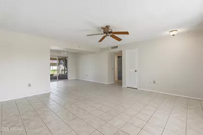 10326 W Prairie Hills Circle, Sun City, AZ 85351 - Photo 8