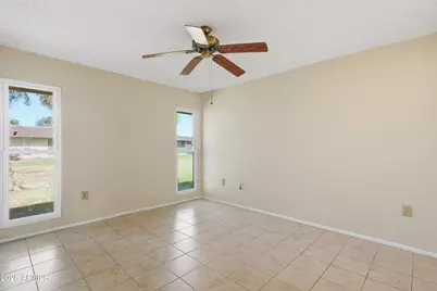 10326 W Prairie Hills Circle, Sun City, AZ 85351 - Photo 22