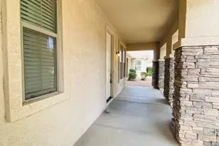 6924 S Opal Dr, Chandler, AZ 85249 - Photo 4