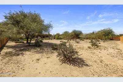 9048 W Calle Lejos --, Peoria, AZ 85383 - Photo 32