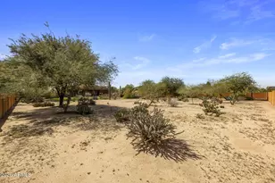 9048 W Calle Lejos, Peoria, AZ 85383 - Photo 32