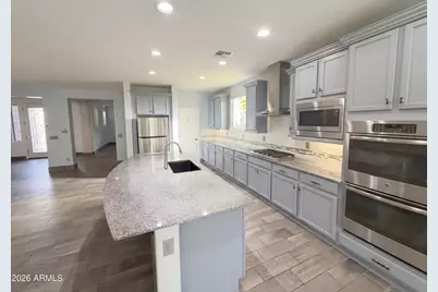 18607 W Pioneer Street, Goodyear, AZ 85338 - Photo 2