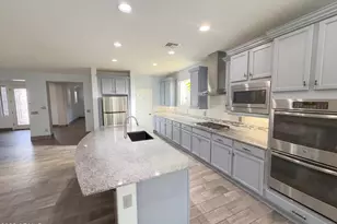 18607 W Pioneer St, Goodyear, AZ 85338 - Photo 2