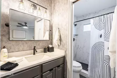 2506 E Aster Drive, Phoenix, AZ 85032 - Photo 10