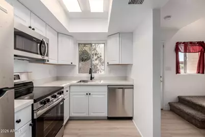 950 W Erie Street, Chandler, AZ 85225 - Photo 30